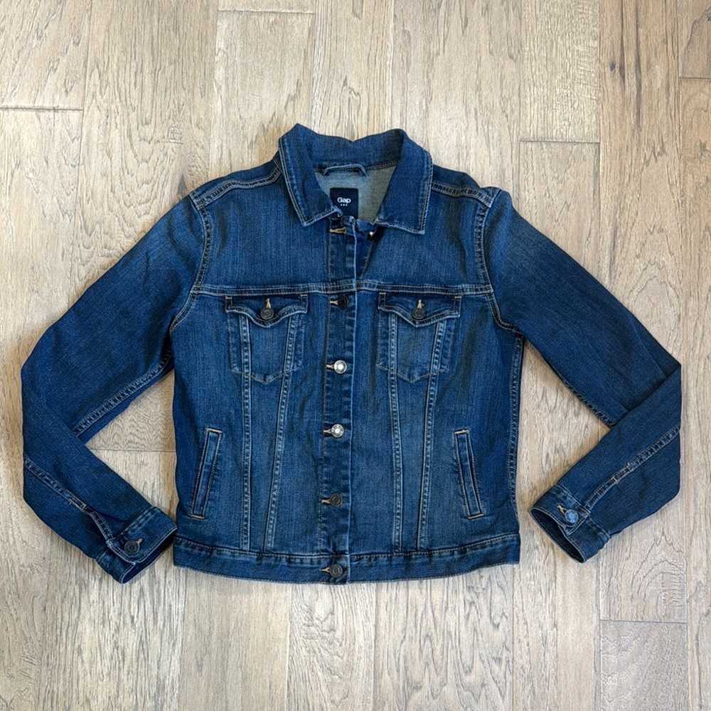 Gap Iconic Denim Jacket Size Small